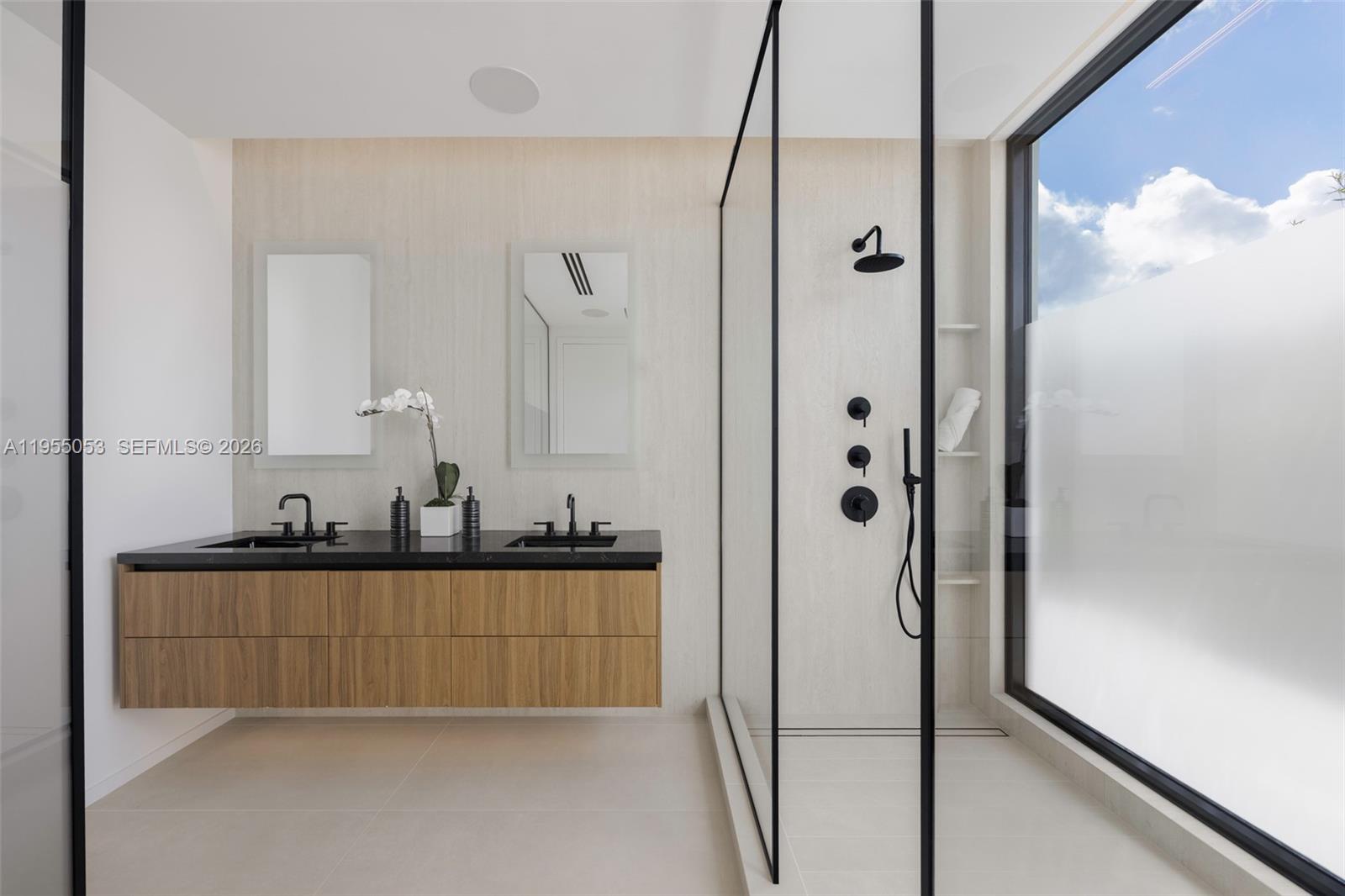 BAY HEIGHTS - Residential