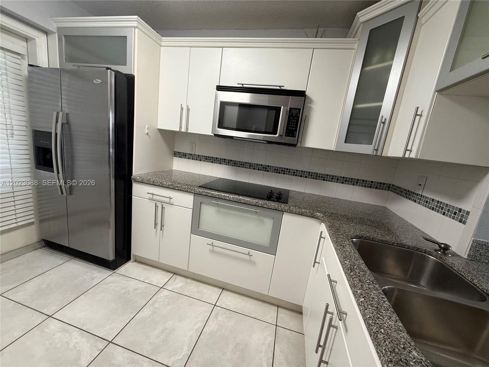 ISLANDS-MARTINIQUE CONDO - Residential