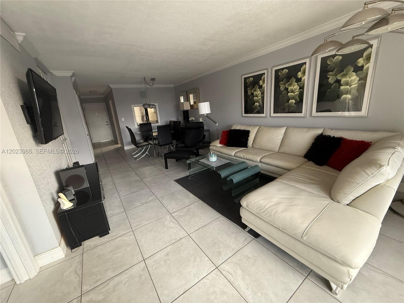ISLANDS-MARTINIQUE CONDO - Residential