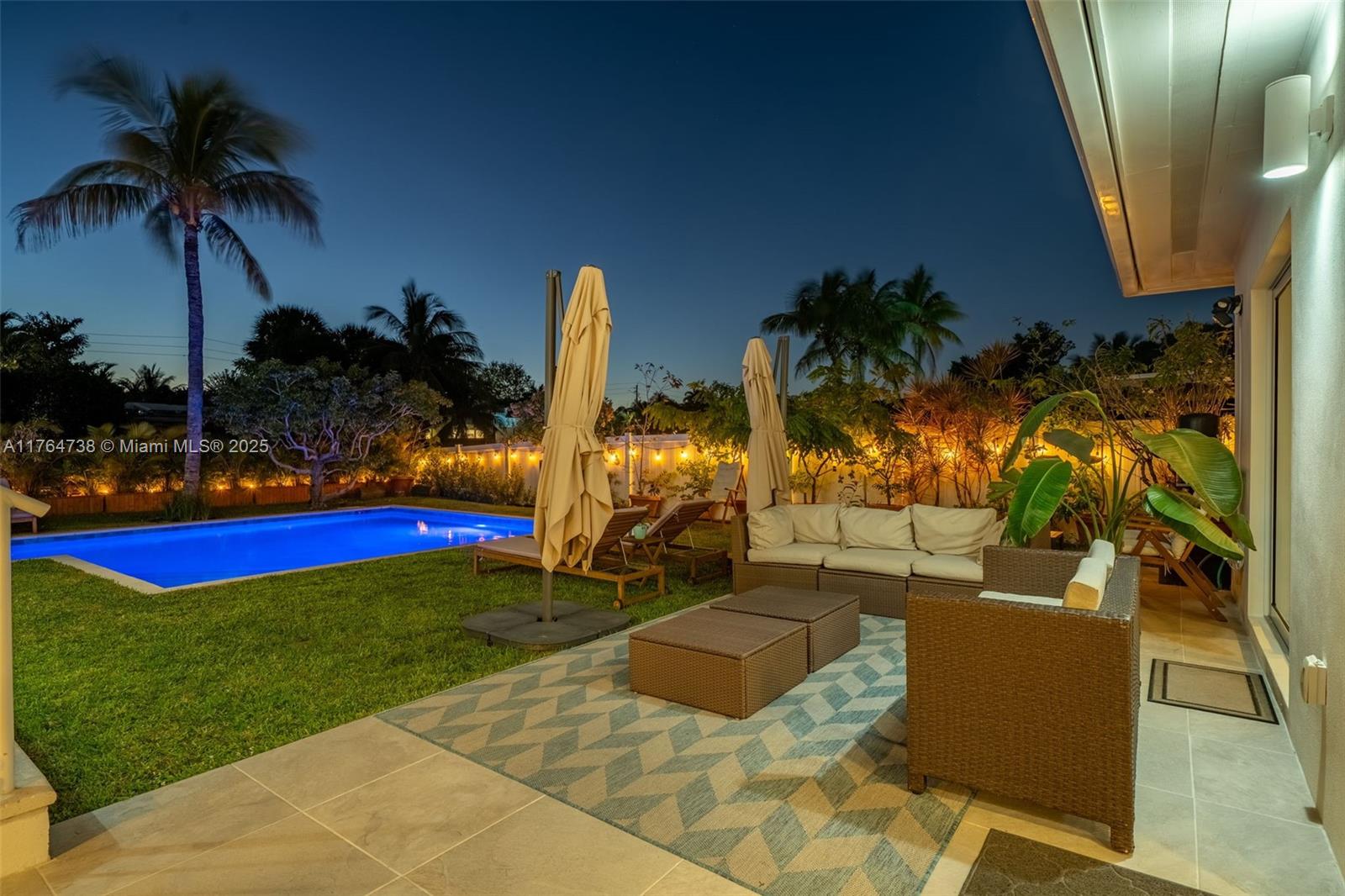 BISCAYNE POINT - Residential