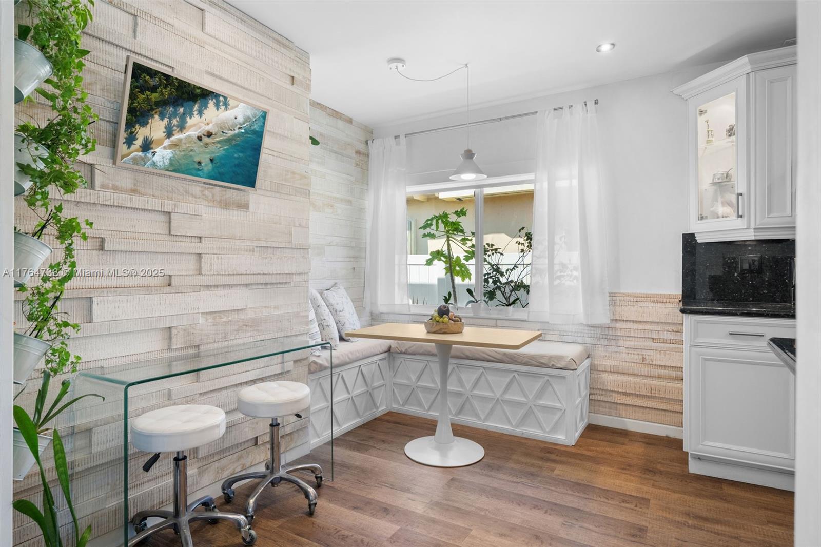 BISCAYNE POINT - Residential