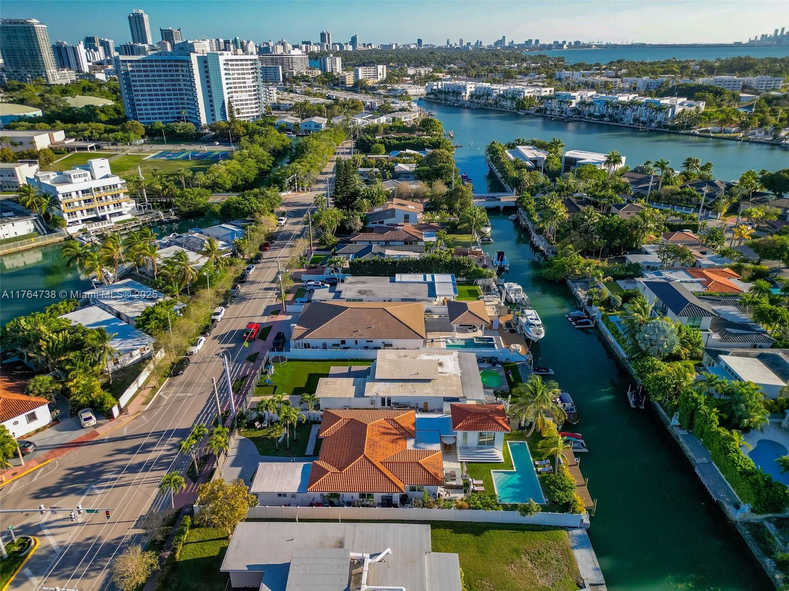 BISCAYNE POINT - Residential