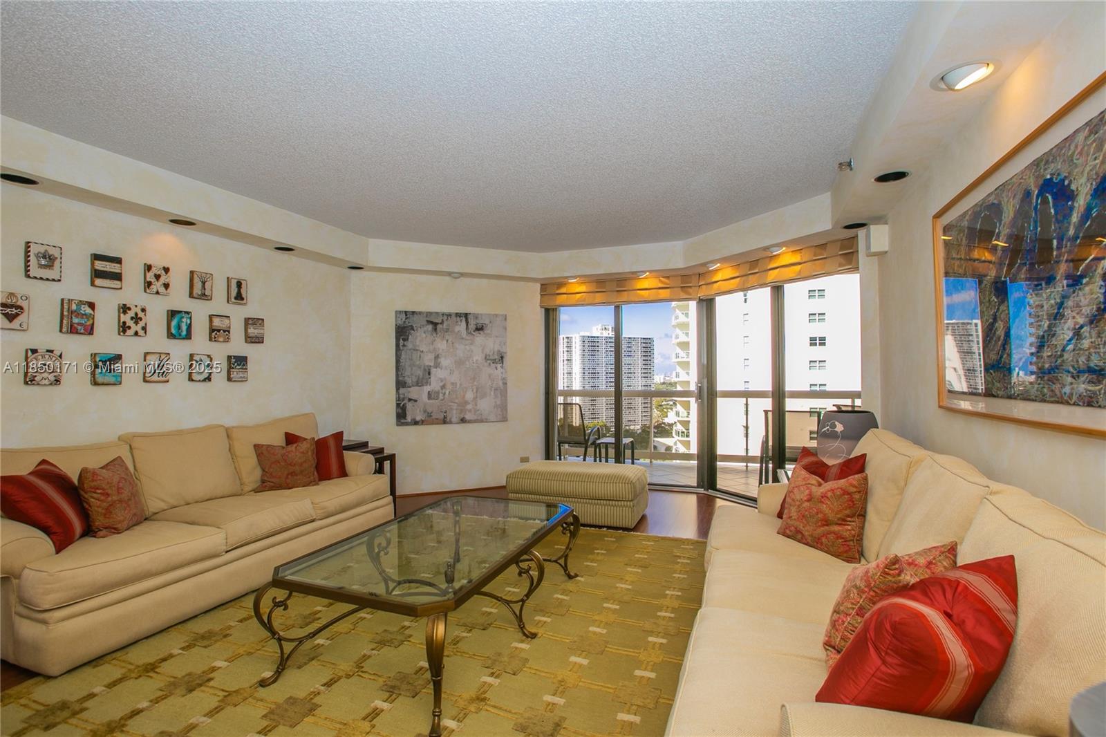 20191 E Country Club Dr 1405