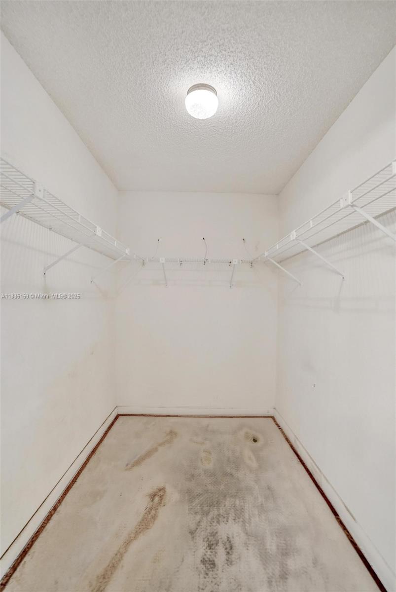 LAKES OF CARRIAGE HILLS - Residential