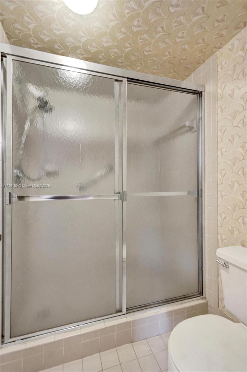 LAKES OF CARRIAGE HILLS - Residential