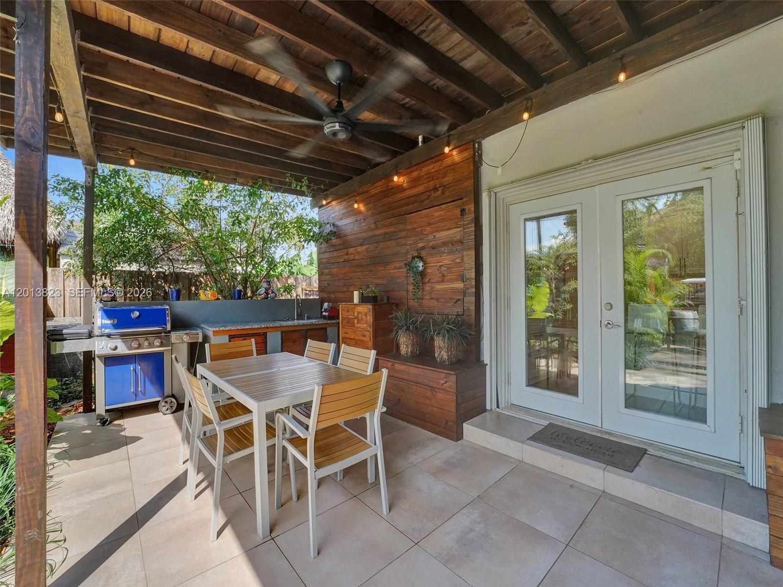 GULFSTREAM ESTATES - Residential