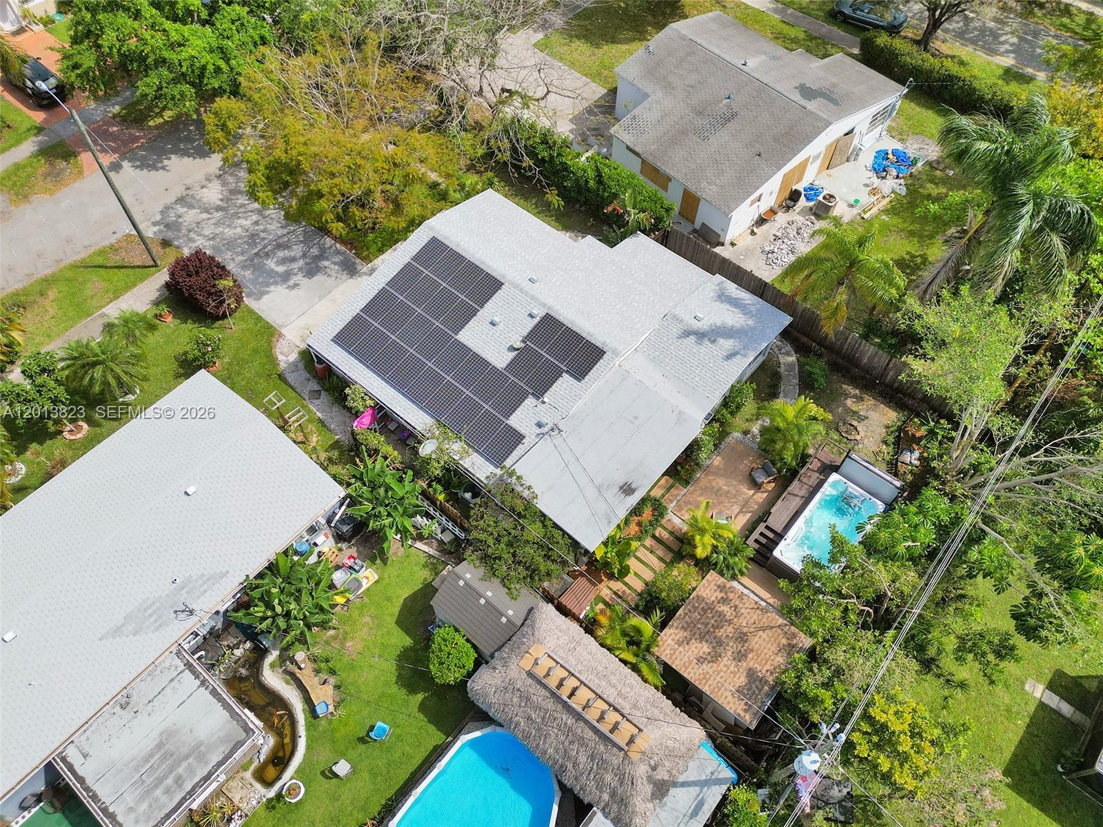 GULFSTREAM ESTATES - Residential