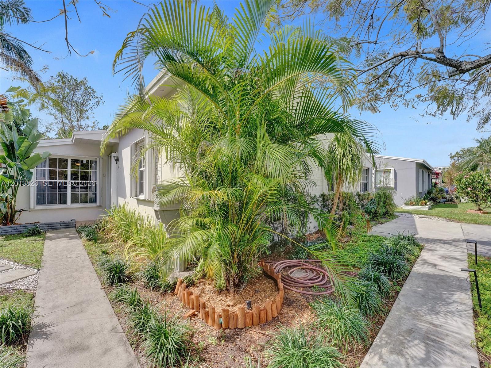 GULFSTREAM ESTATES - Residential