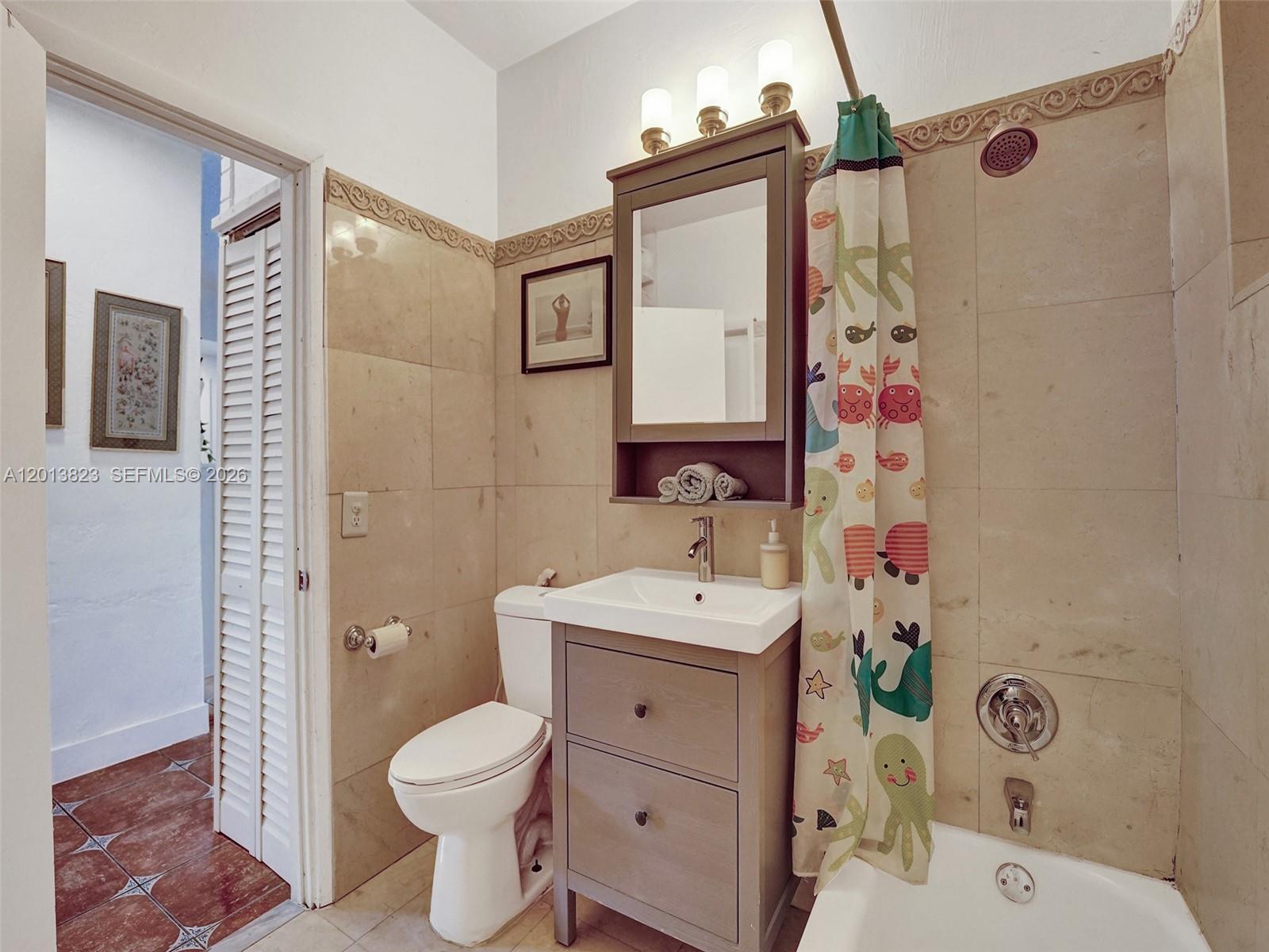 GULFSTREAM ESTATES - Residential