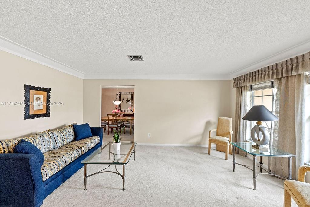 7640 NW 6th Ct