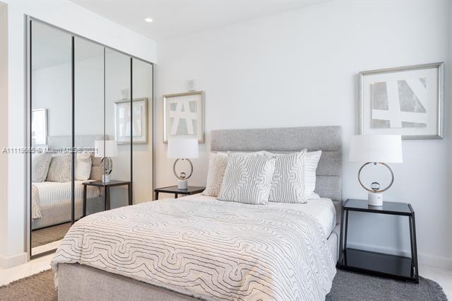 Ritz Carlton Residences - Residential