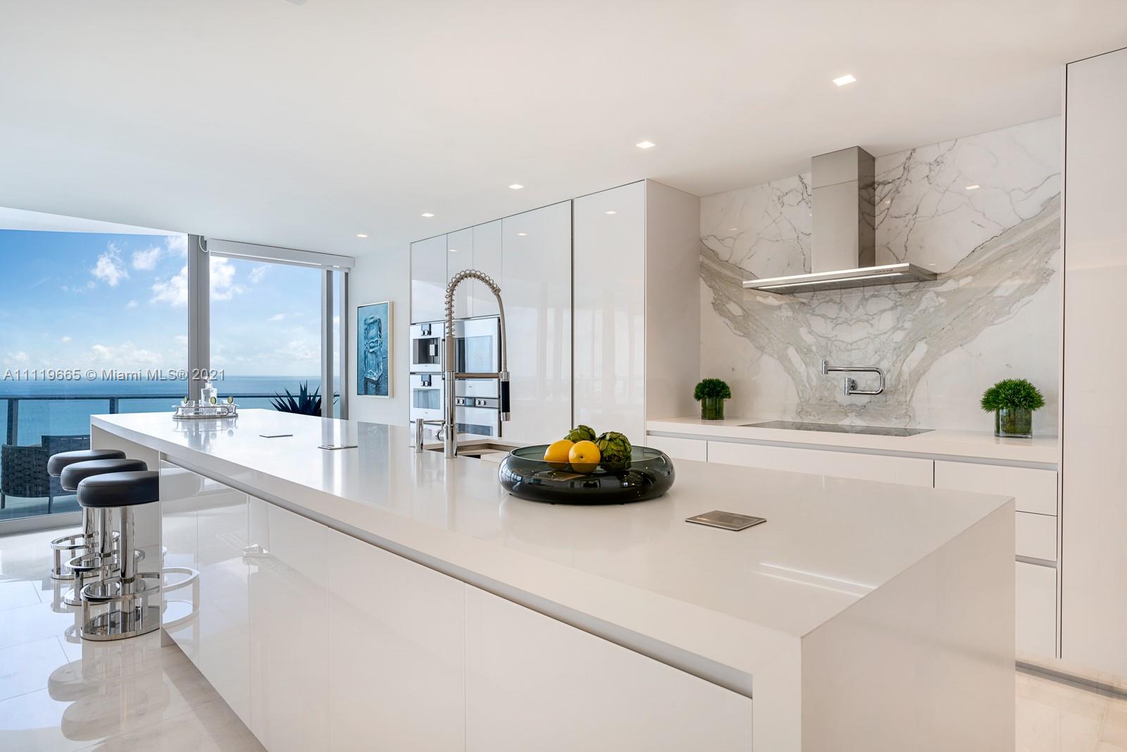 Ritz Carlton Residences - Residential