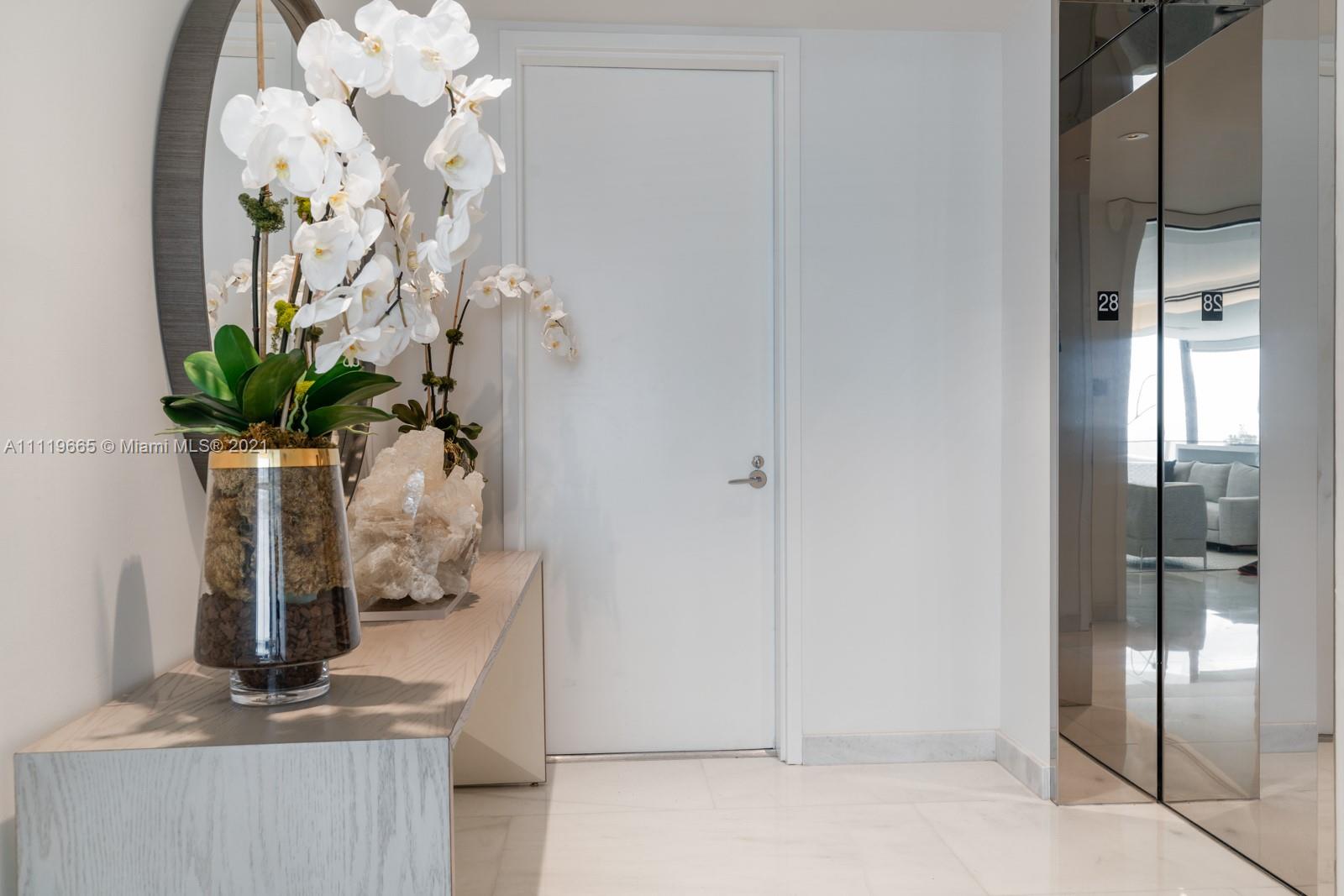 Ritz Carlton Residences - Residential