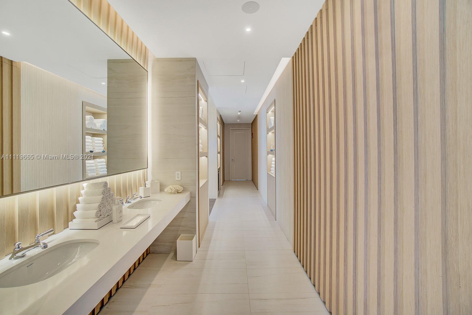 Ritz Carlton Residences - Residential