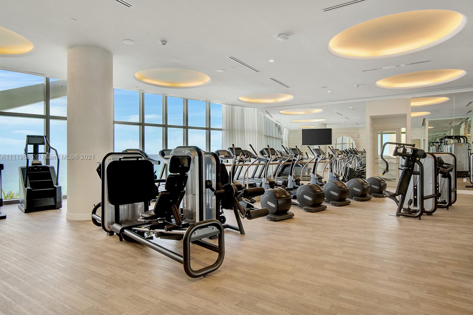 Ritz Carlton Residences - Residential