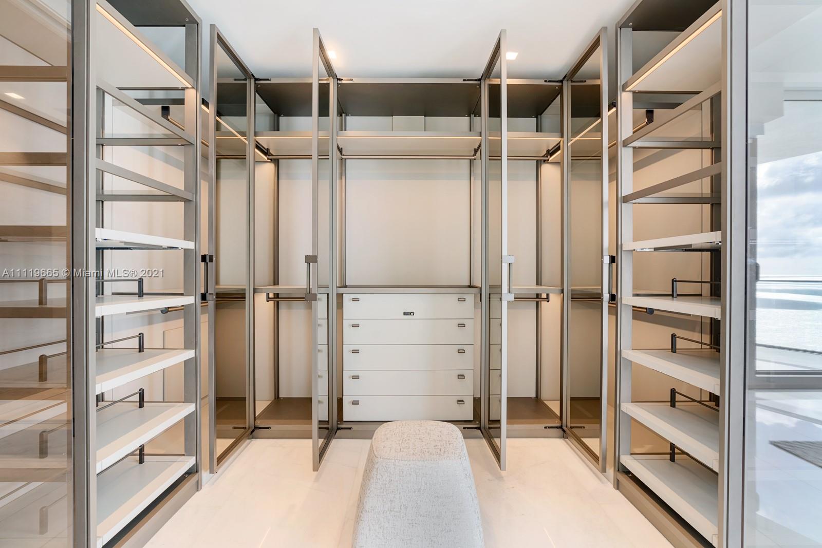 Ritz Carlton Residences - Residential