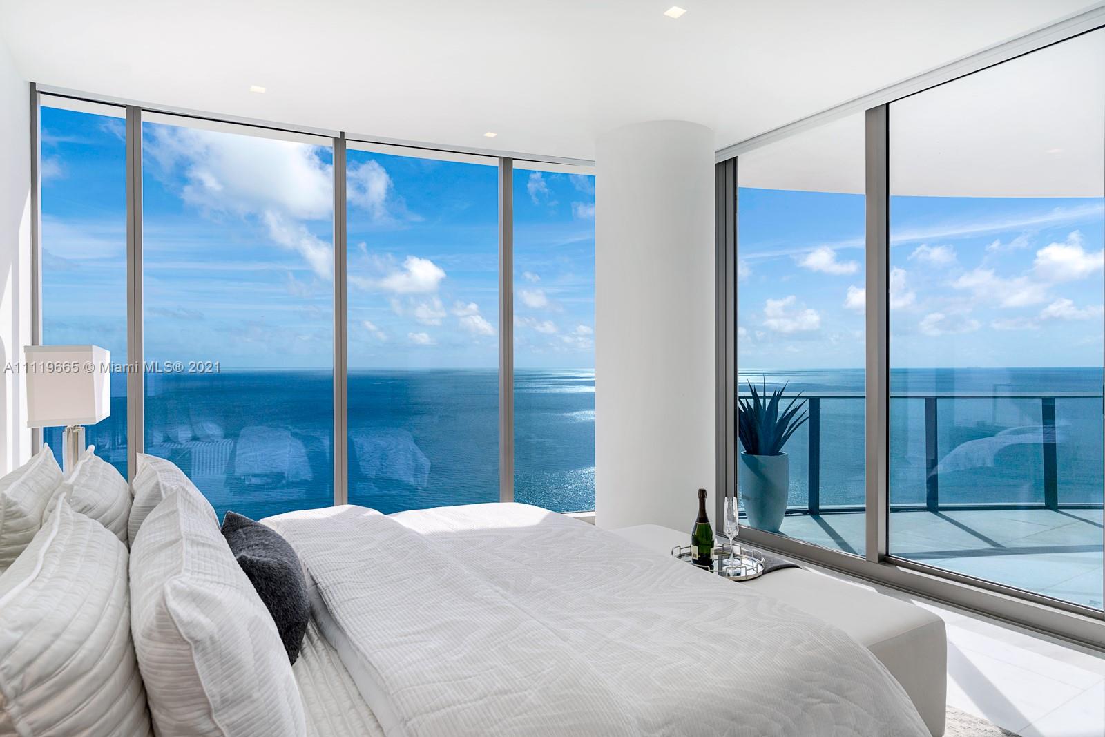 Ritz Carlton Residences - Residential