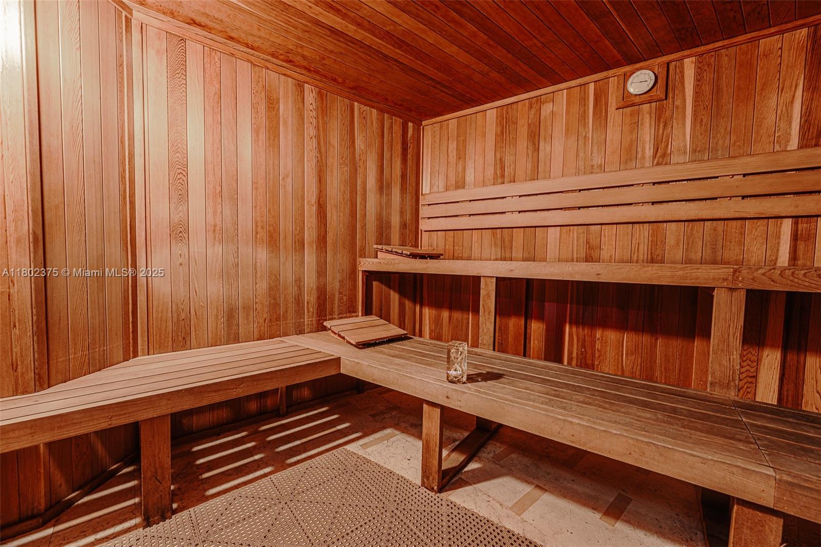 BRICKELL ON THE RIVER N T - Residential