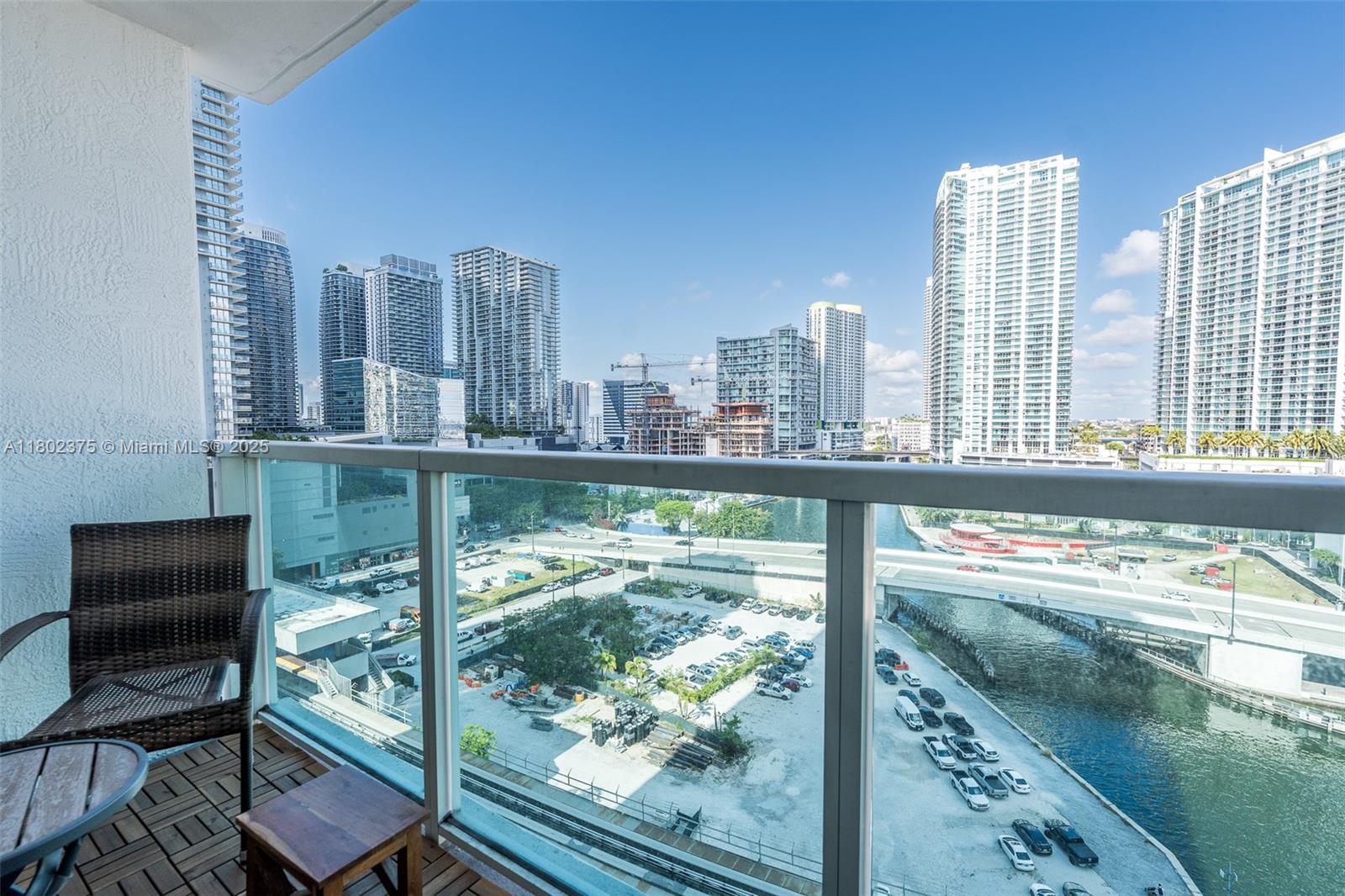 BRICKELL ON THE RIVER N T - Residential