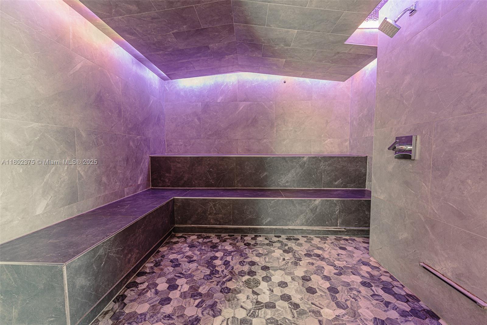 BRICKELL ON THE RIVER N T - Residential