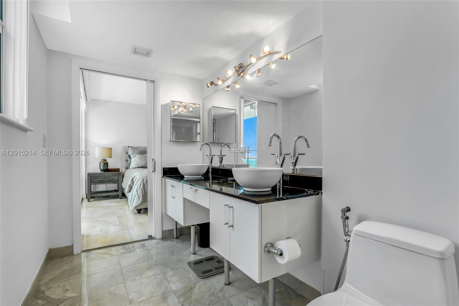 BRICKELL ON THE RIVER N T - Residential Lease