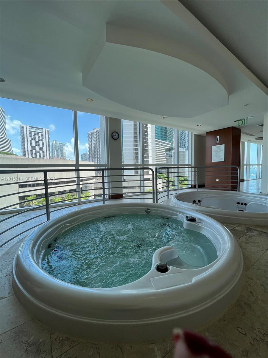 BRICKELL ON THE RIVER N T - Residential Lease