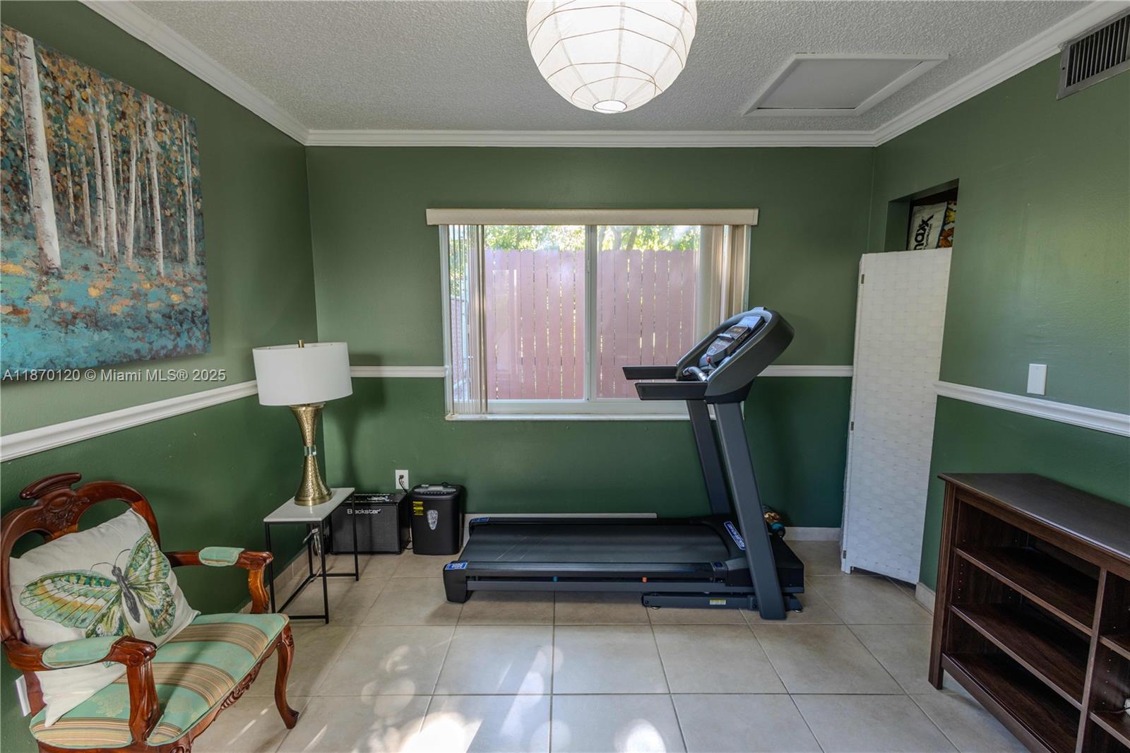 2435 SW 11th St 9-B