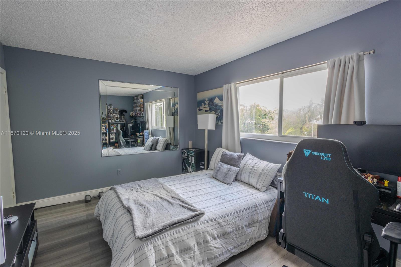 TWIN HOMES VILLAGE II CON - Residential