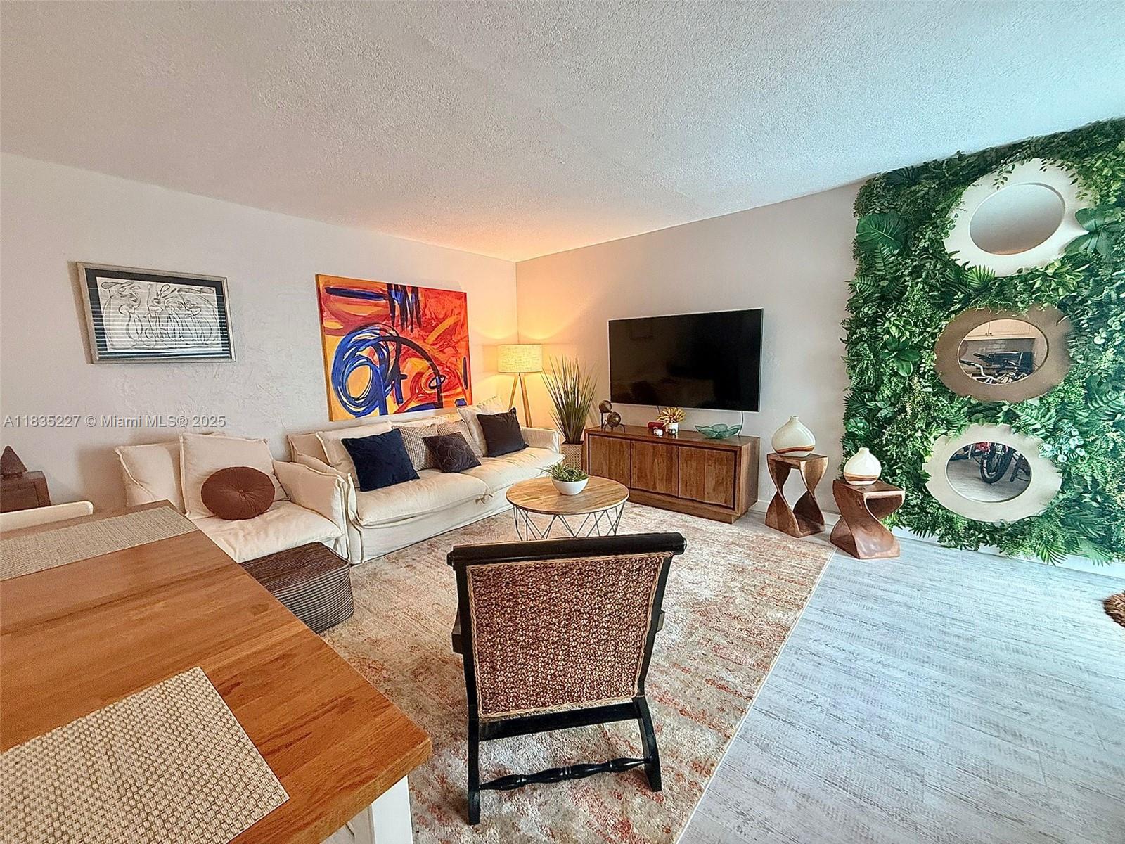 224 Meridian Ave 10