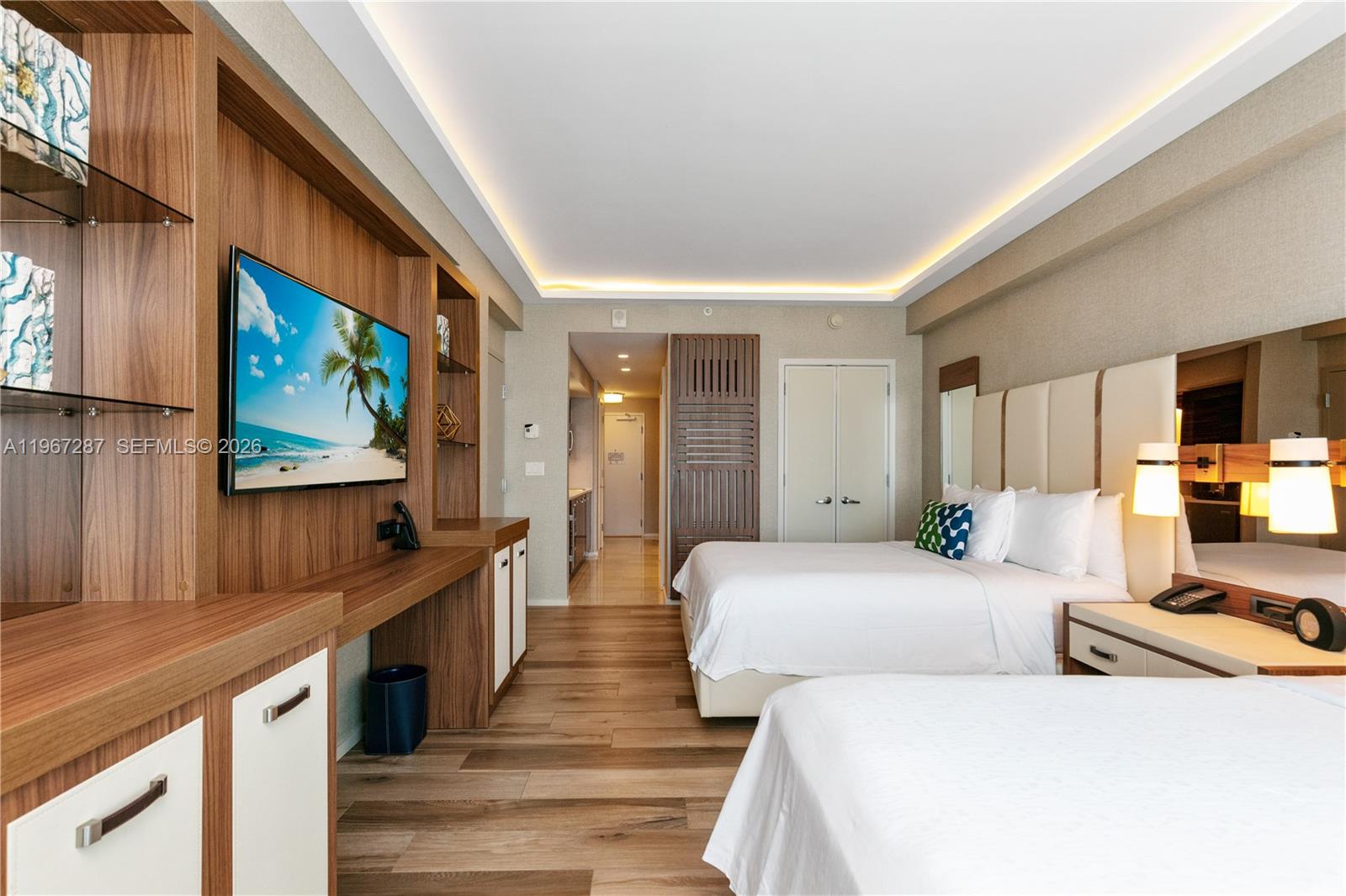 551 FLB CONDOMINIUM HOTEL - Residential