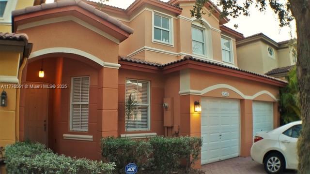 8388 NW 114th Path