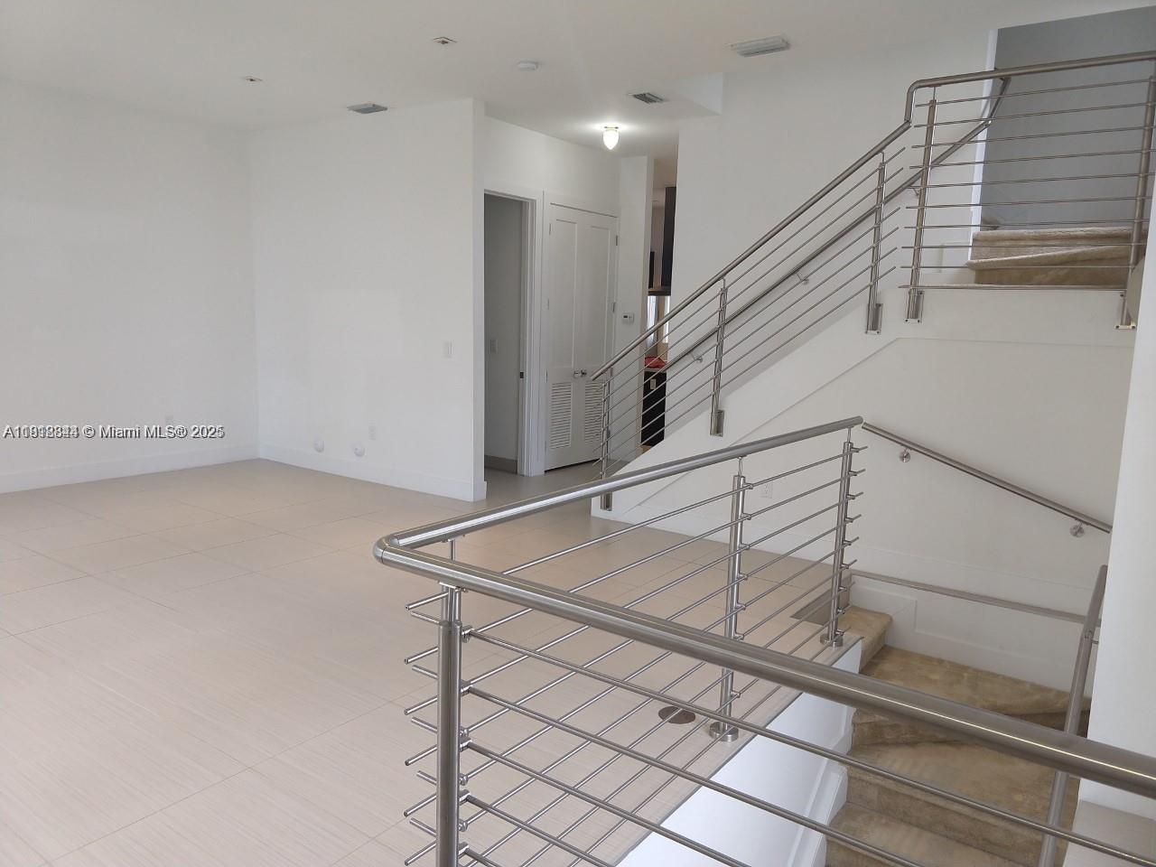 CONTEMPO TOWNHOMES - Residential Lease