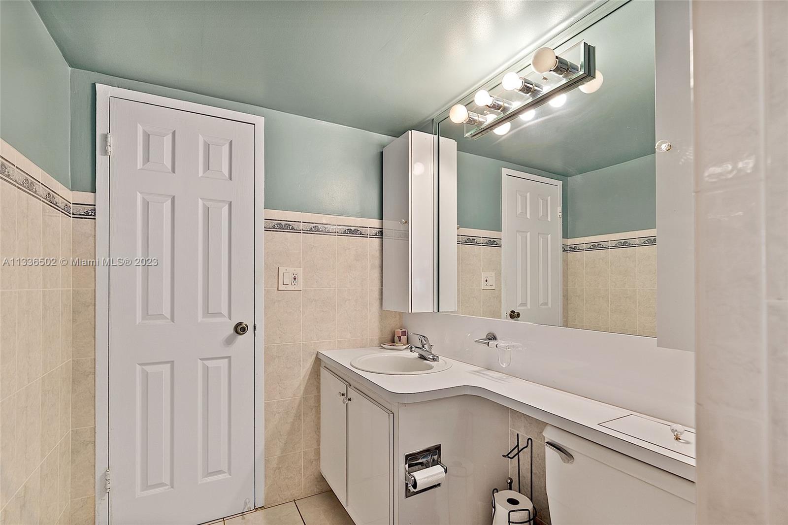 PARKER DORADO CONDO - Residential Lease