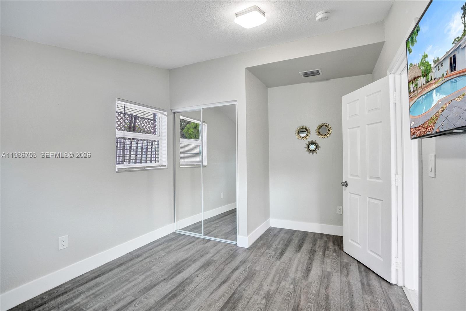 FLAMINGO PARK SEC - Residential