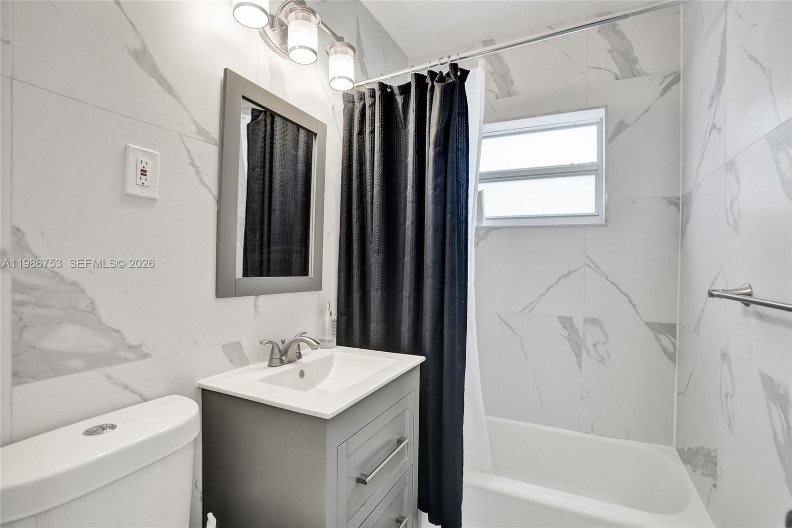 FLAMINGO PARK SEC - Residential