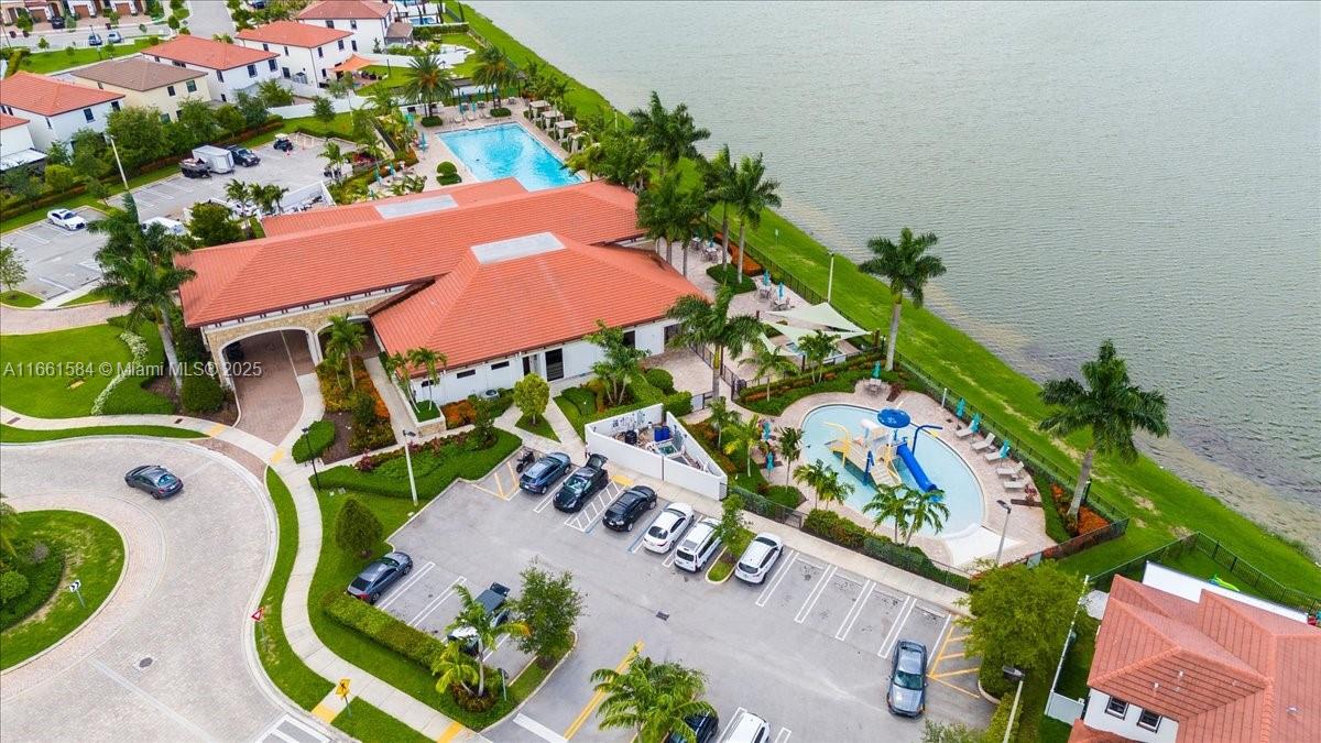AQUABELLA NORTH REPLAT - Residential