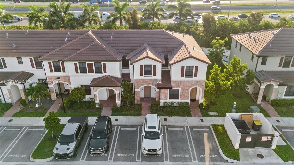 AQUABELLA NORTH REPLAT - Residential