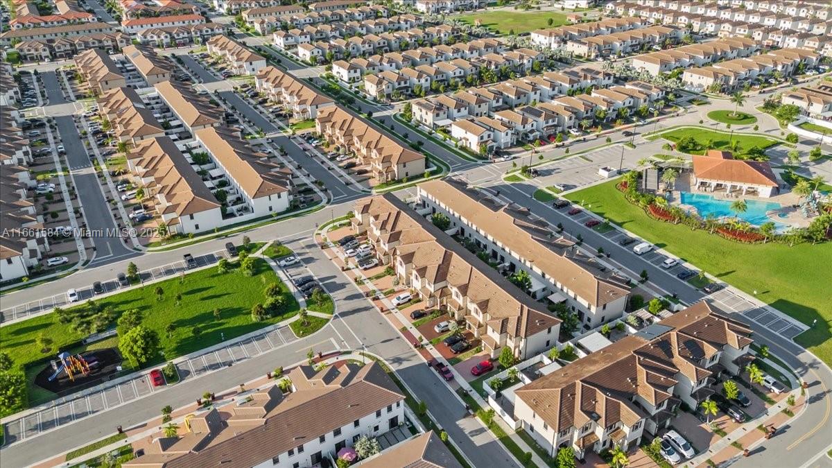 AQUABELLA NORTH REPLAT - Residential