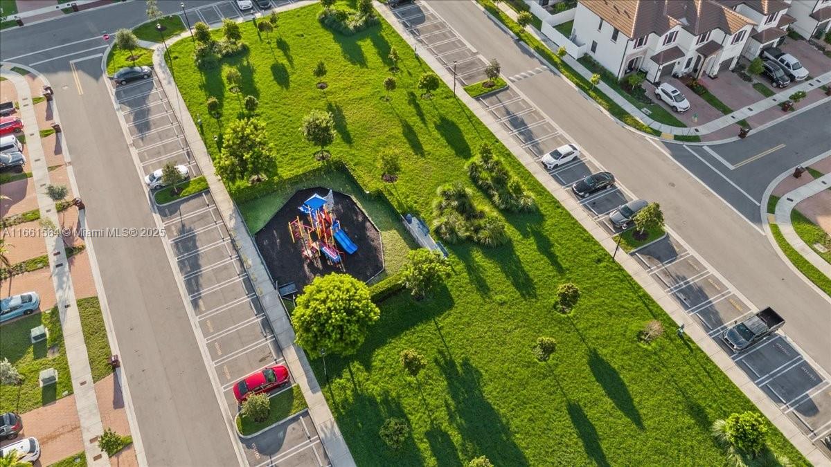 AQUABELLA NORTH REPLAT - Residential