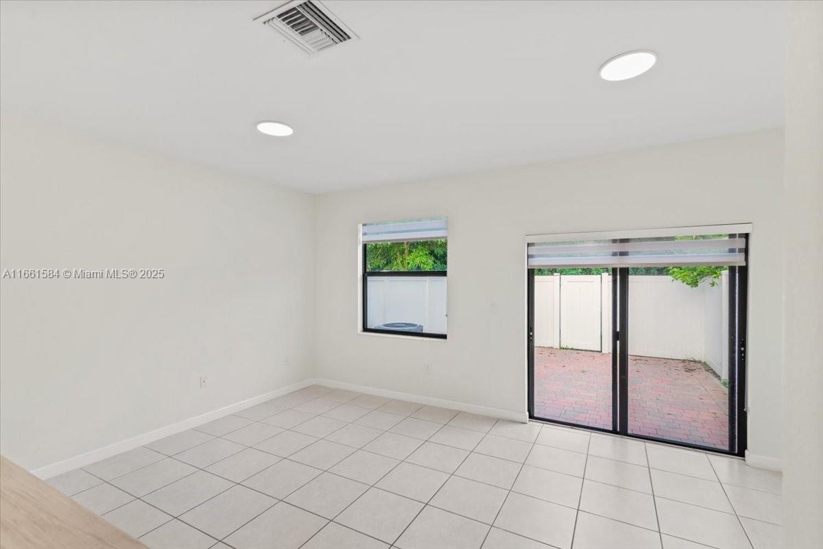 AQUABELLA NORTH REPLAT - Residential