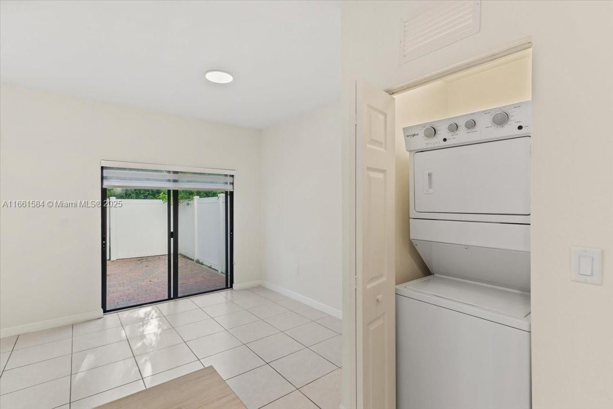 AQUABELLA NORTH REPLAT - Residential
