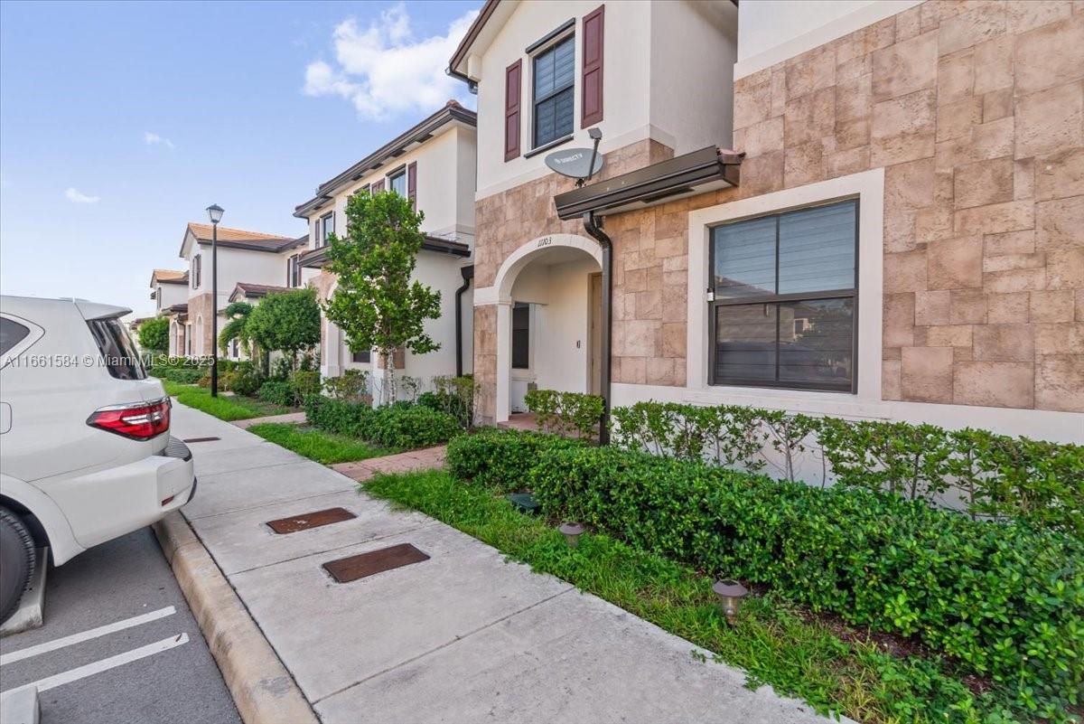AQUABELLA NORTH REPLAT - Residential
