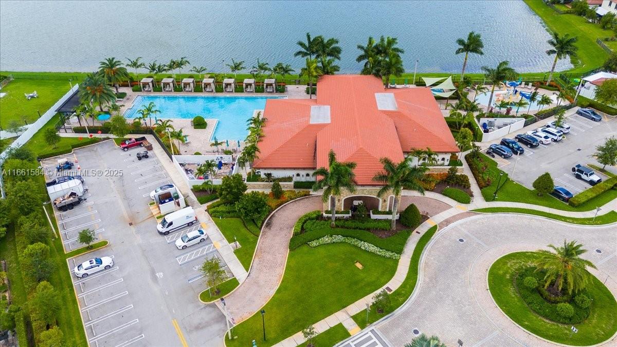 AQUABELLA NORTH REPLAT - Residential