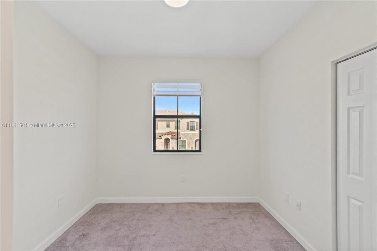 AQUABELLA NORTH REPLAT - Residential