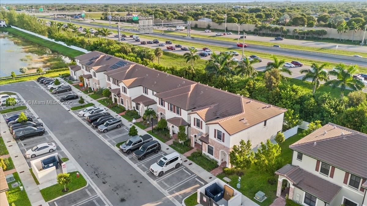 AQUABELLA NORTH REPLAT - Residential