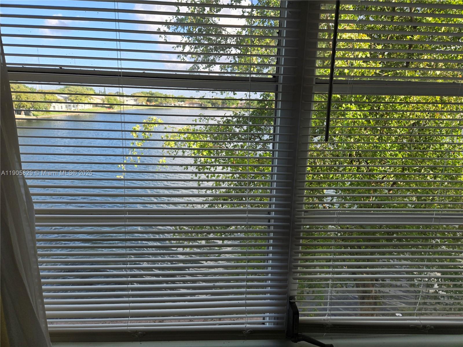 STAR LAKES ESTATES NO 8 C - Residential Lease