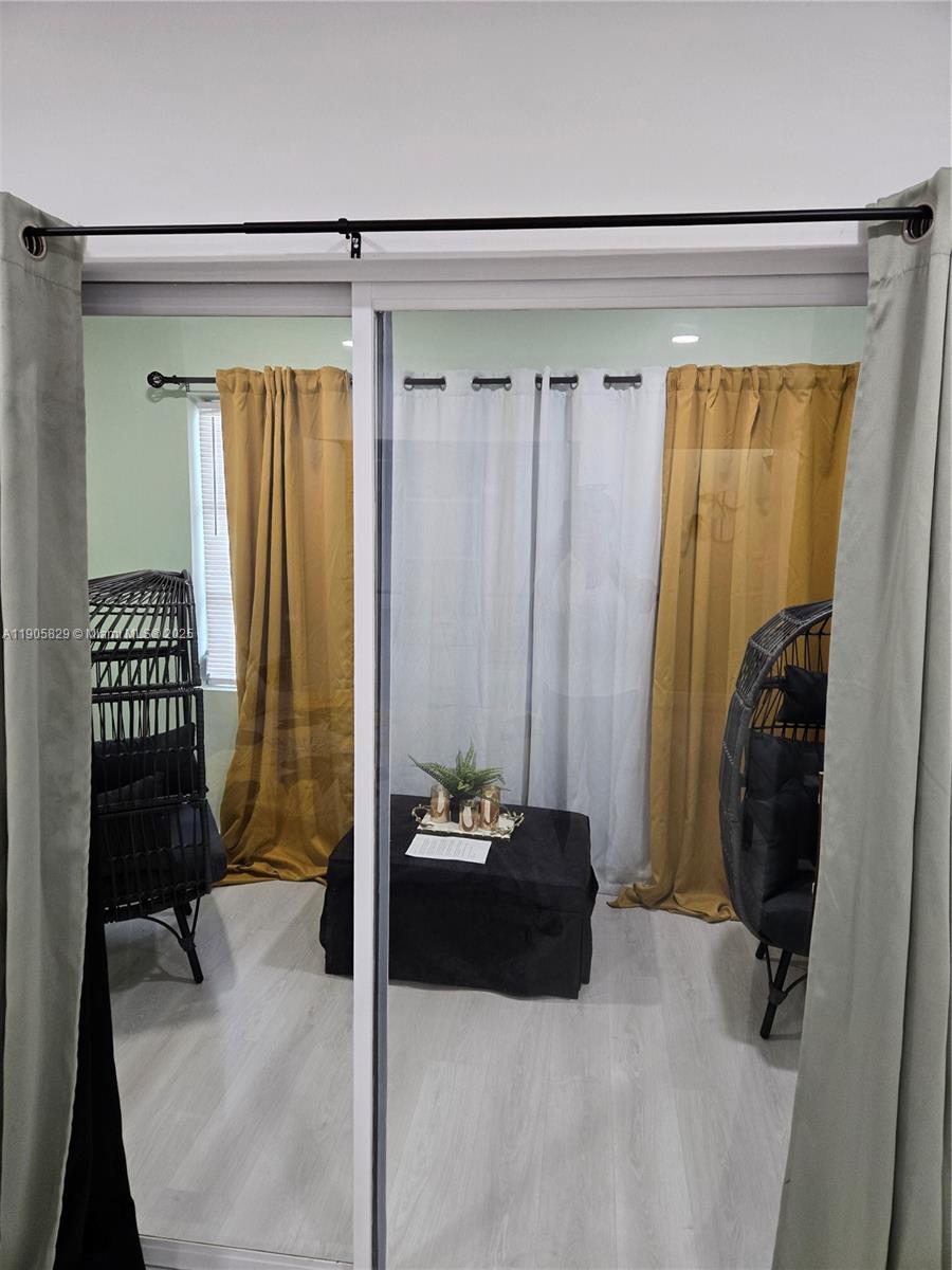 STAR LAKES ESTATES NO 8 C - Residential Lease