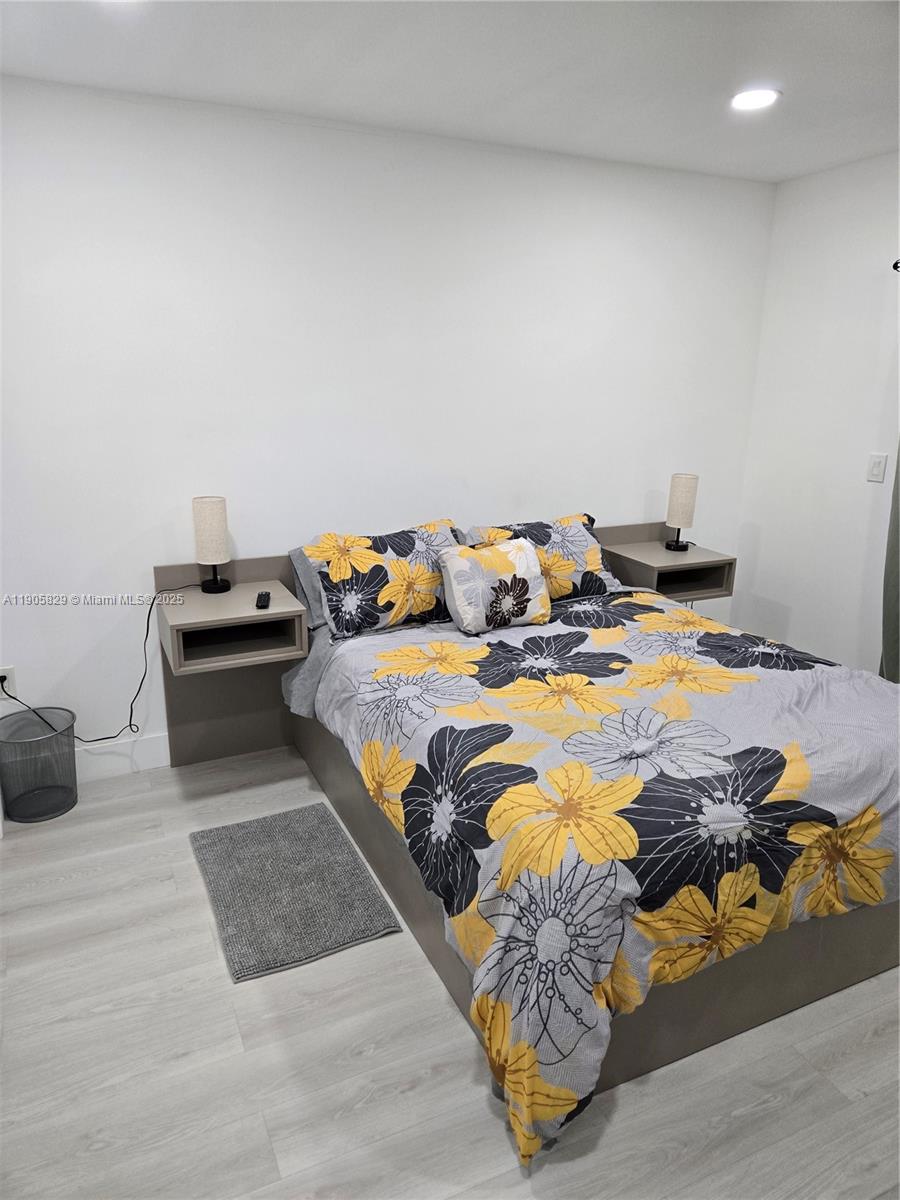 STAR LAKES ESTATES NO 8 C - Residential Lease