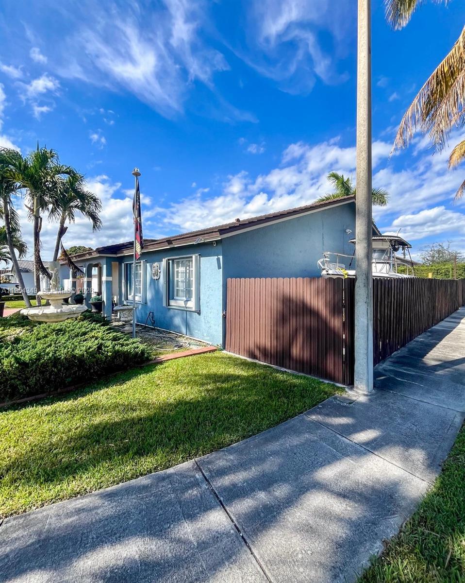 MAJESTIC ESTATES - Residential