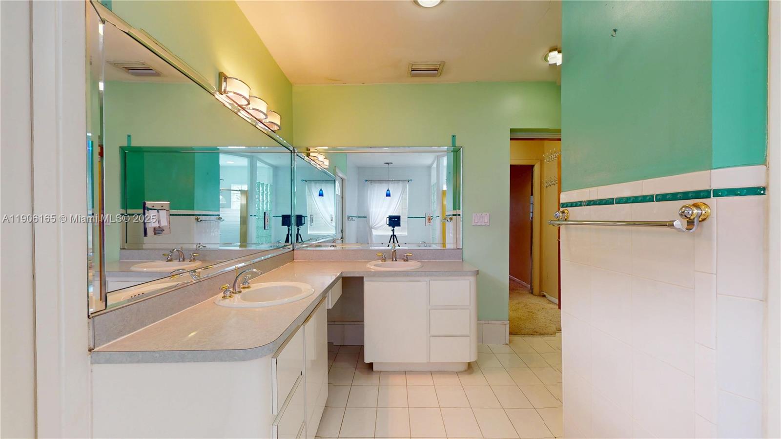 WESTWOOD ESTATES 1ST ADDN - Residential